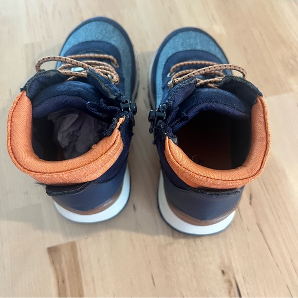 🔆 Bundle items 6 for $30 NWOT Old Navy Hiker Style Shoes - Picture 5 of 8